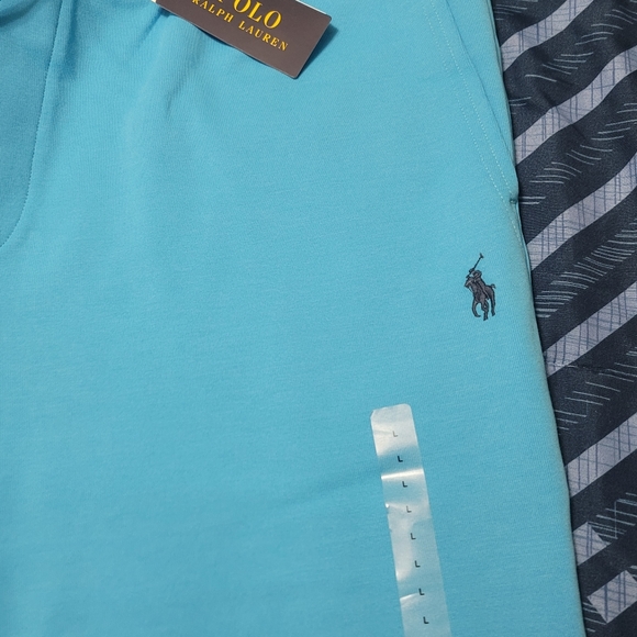 Polo Ralph Lauren Shorts - Picture 2 of 5